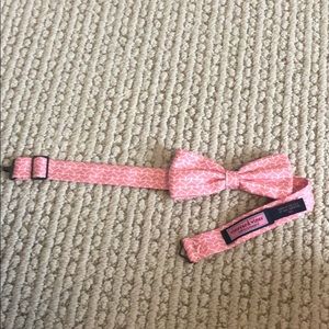 vineyard vines bow tie